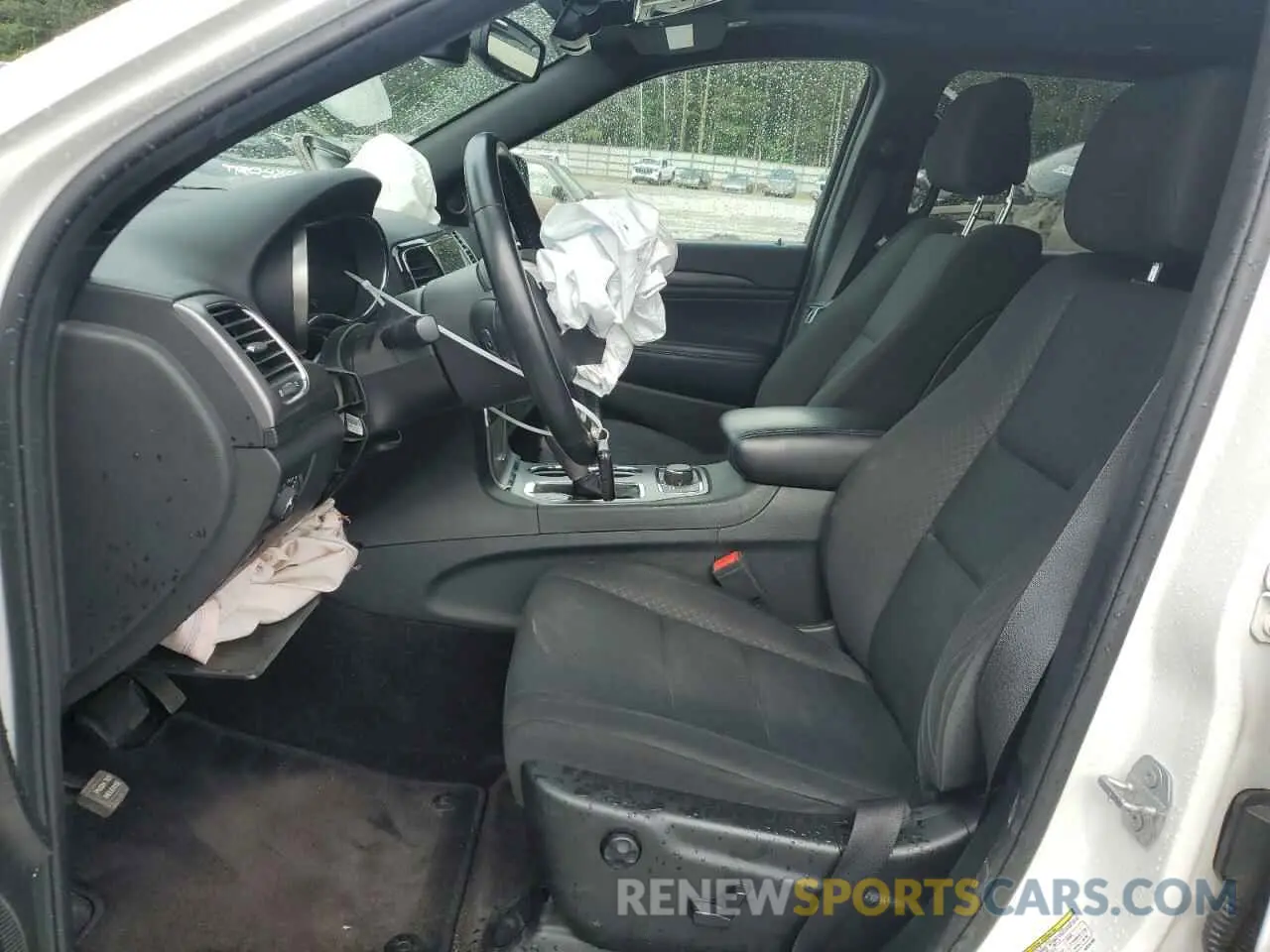 7 Photograph of a damaged car 1C4RJFAG6KC614135 JEEP GRAND CHER 2019
