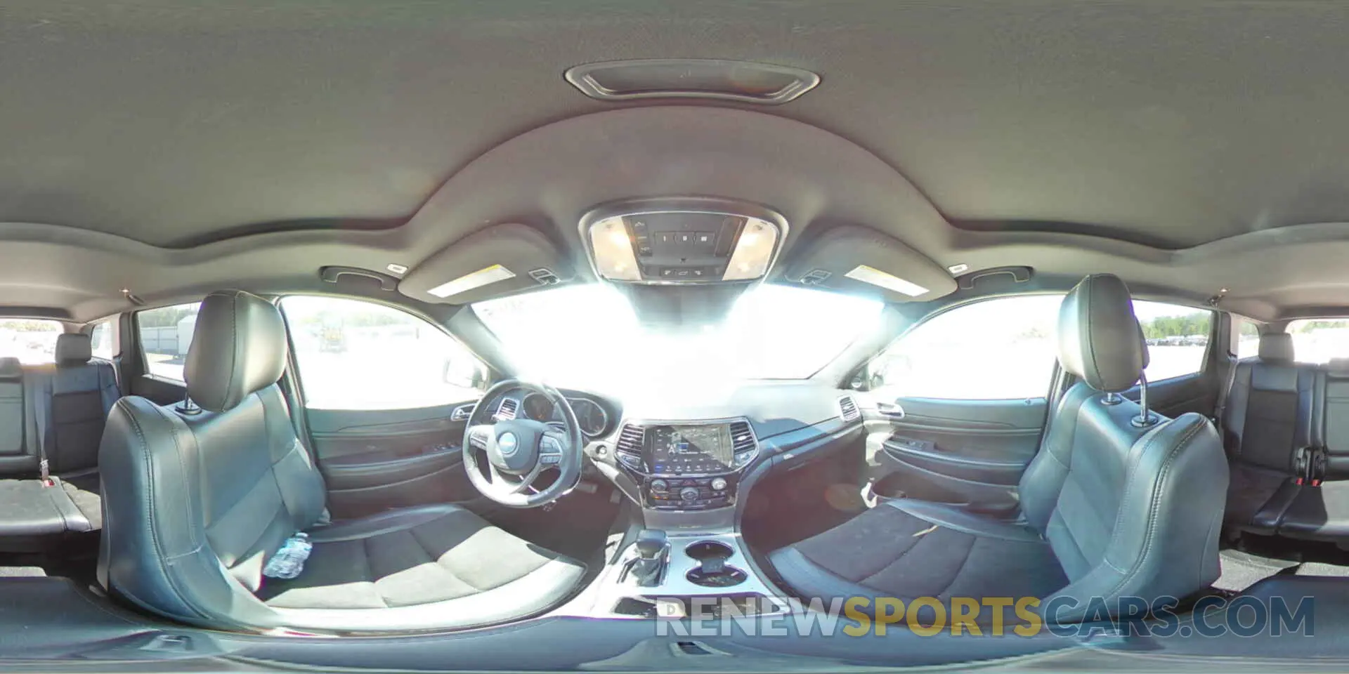 16 Photograph of a damaged car 1C4RJFAG6KC668681 JEEP GRAND CHER 2019