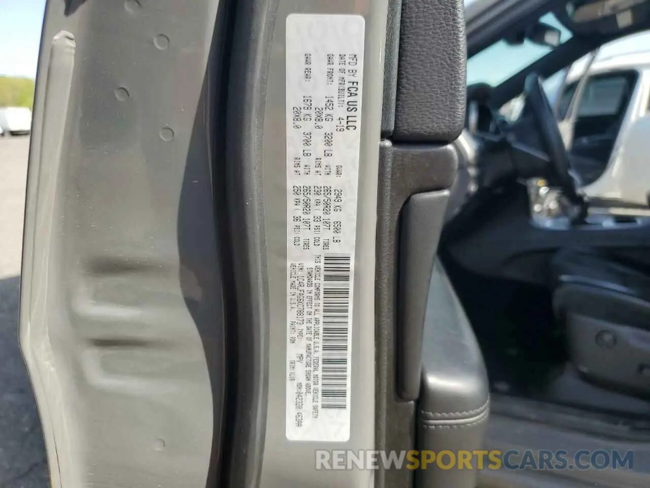 13 Photograph of a damaged car 1C4RJFAG6KC788173 JEEP GRAND CHER 2019