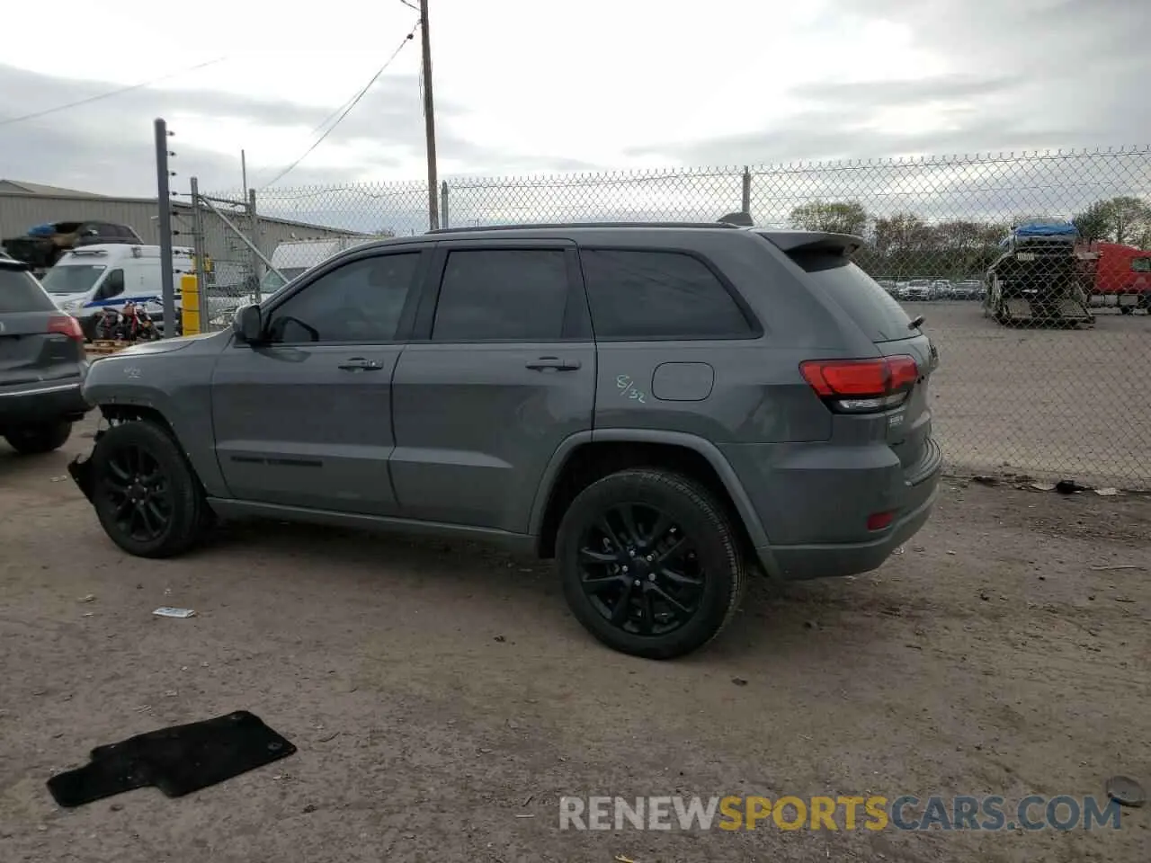2 Photograph of a damaged car 1C4RJFAG6KC801049 JEEP GRAND CHER 2019