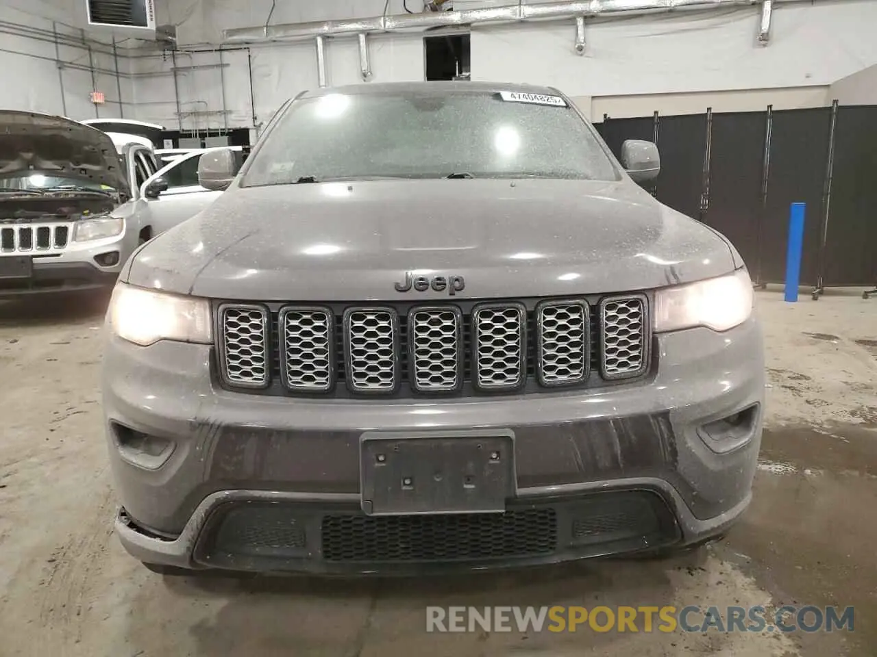 5 Photograph of a damaged car 1C4RJFAG7KC547111 JEEP GRAND CHER 2019