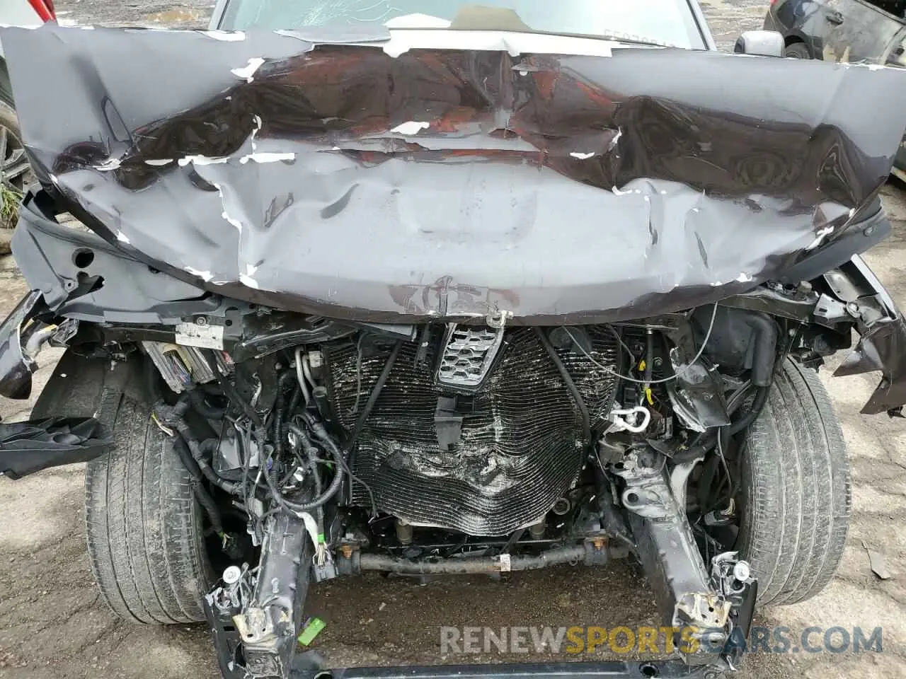 12 Photograph of a damaged car 1C4RJFAG7KC628612 JEEP GRAND CHER 2019