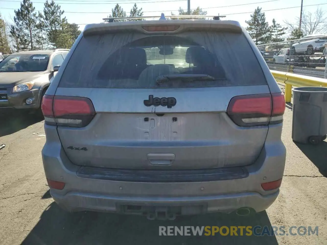 6 Photograph of a damaged car 1C4RJFAG8KC564080 JEEP GRAND CHER 2019