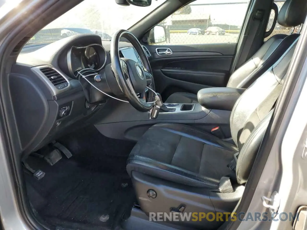 7 Photograph of a damaged car 1C4RJFAG8KC564080 JEEP GRAND CHER 2019