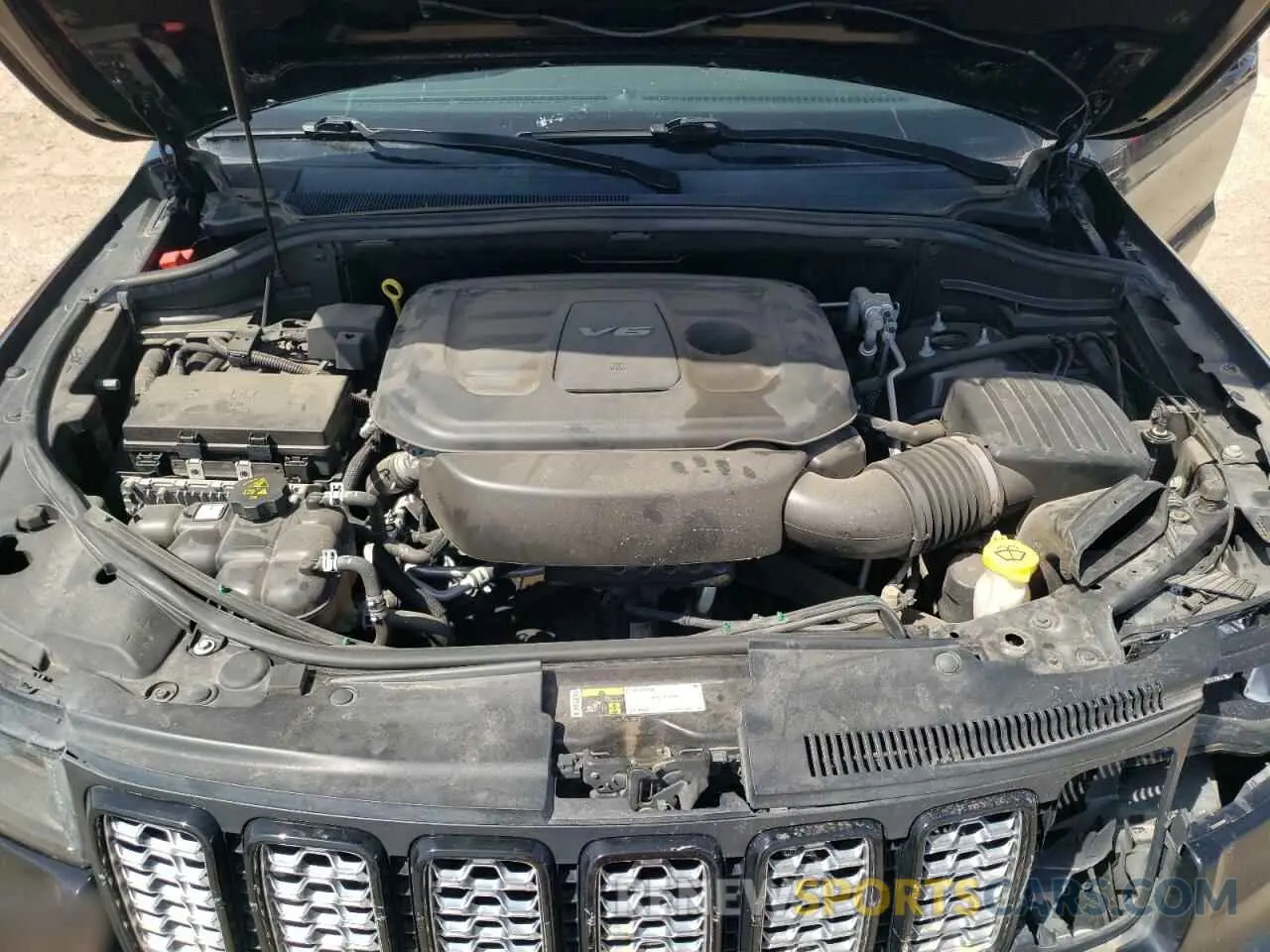 12 Photograph of a damaged car 1C4RJFAG8KC589531 JEEP GRAND CHER 2019