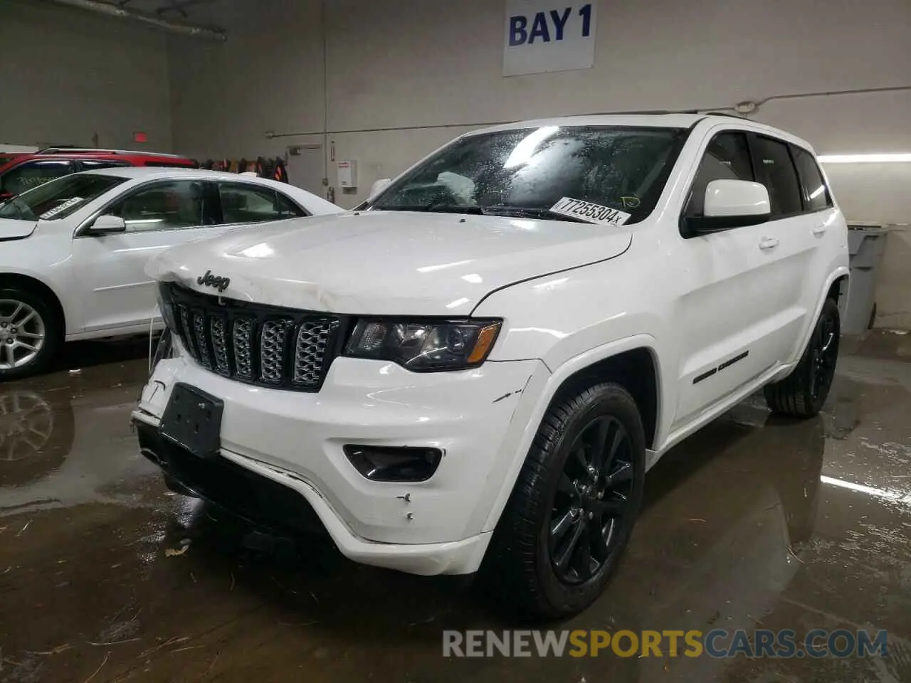 1 Photograph of a damaged car 1C4RJFAG9KC625484 JEEP GRAND CHER 2019