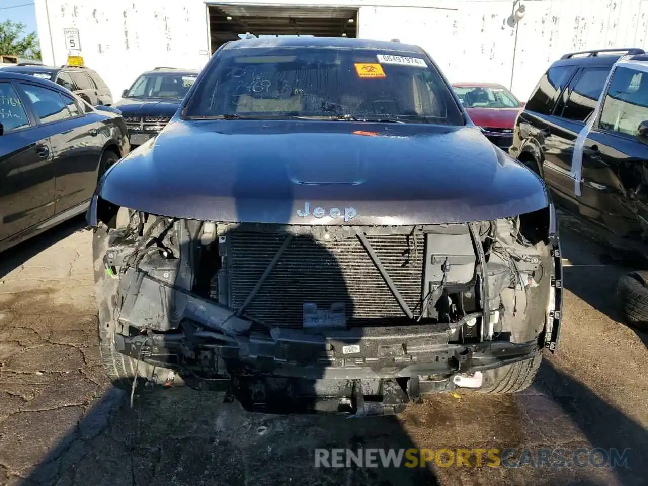 5 Photograph of a damaged car 1C4RJFAG9KC635884 JEEP GRAND CHER 2019