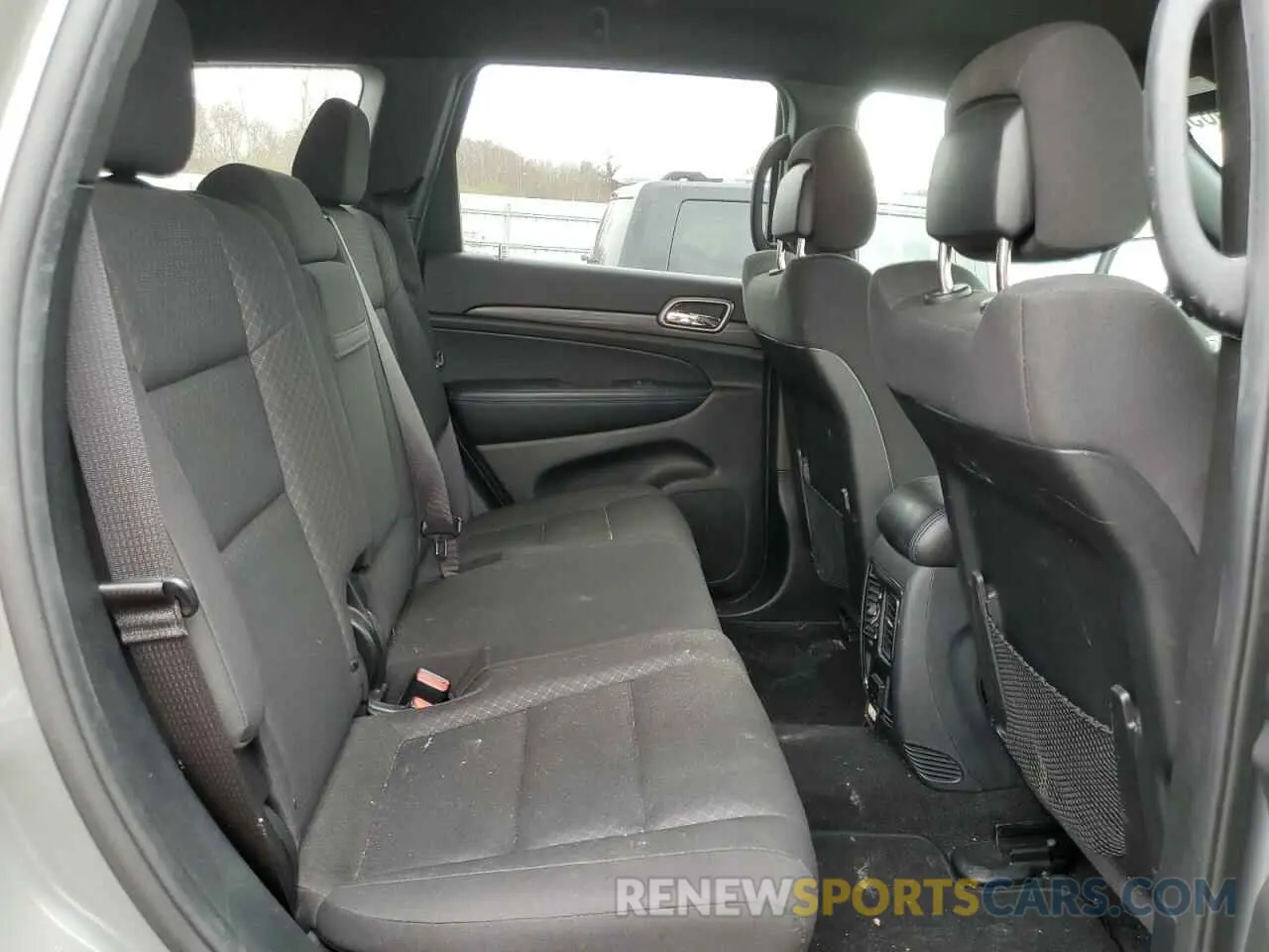 11 Photograph of a damaged car 1C4RJFAG9KC748623 JEEP GRAND CHER 2019