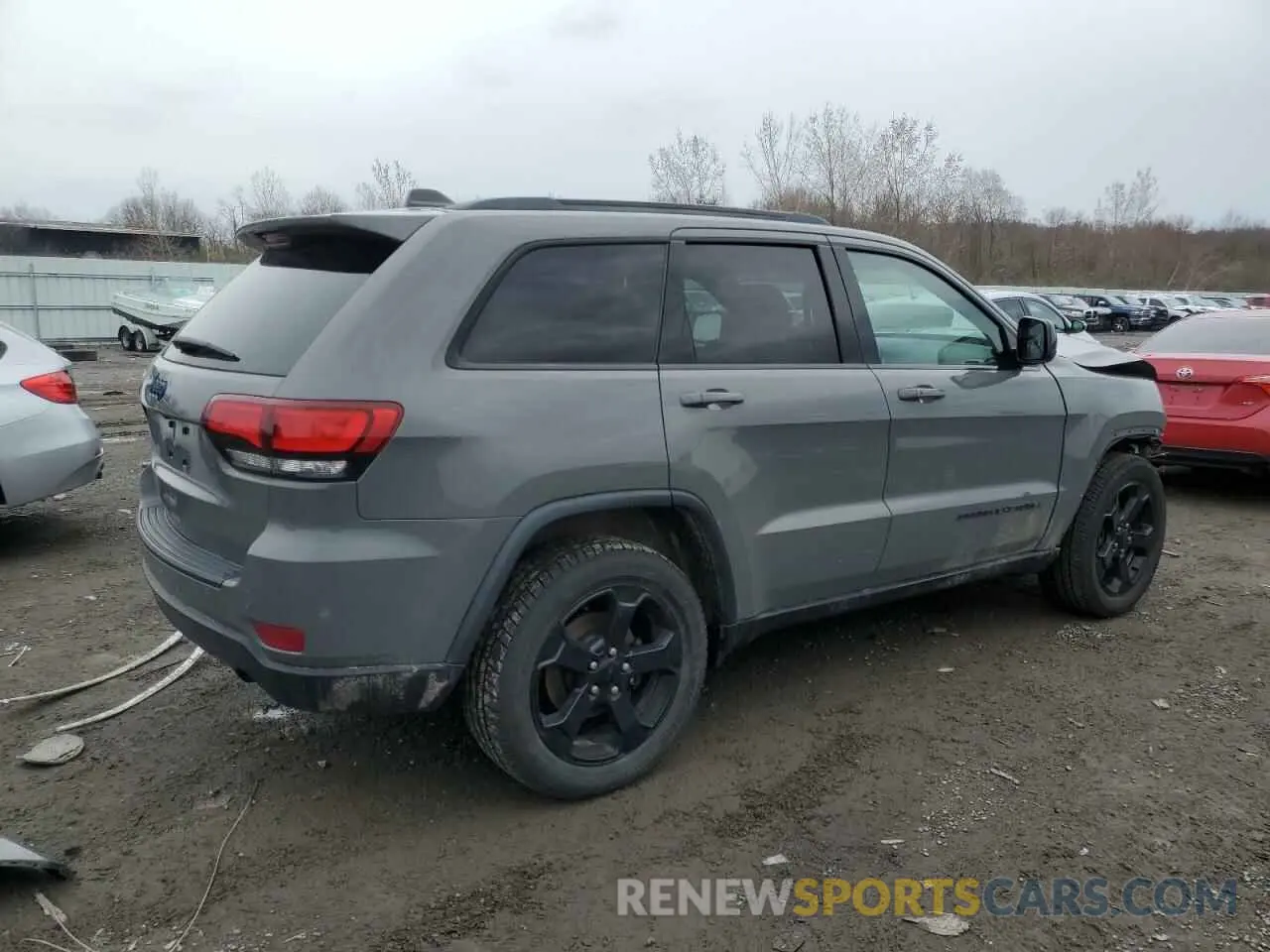 3 Photograph of a damaged car 1C4RJFAG9KC748623 JEEP GRAND CHER 2019