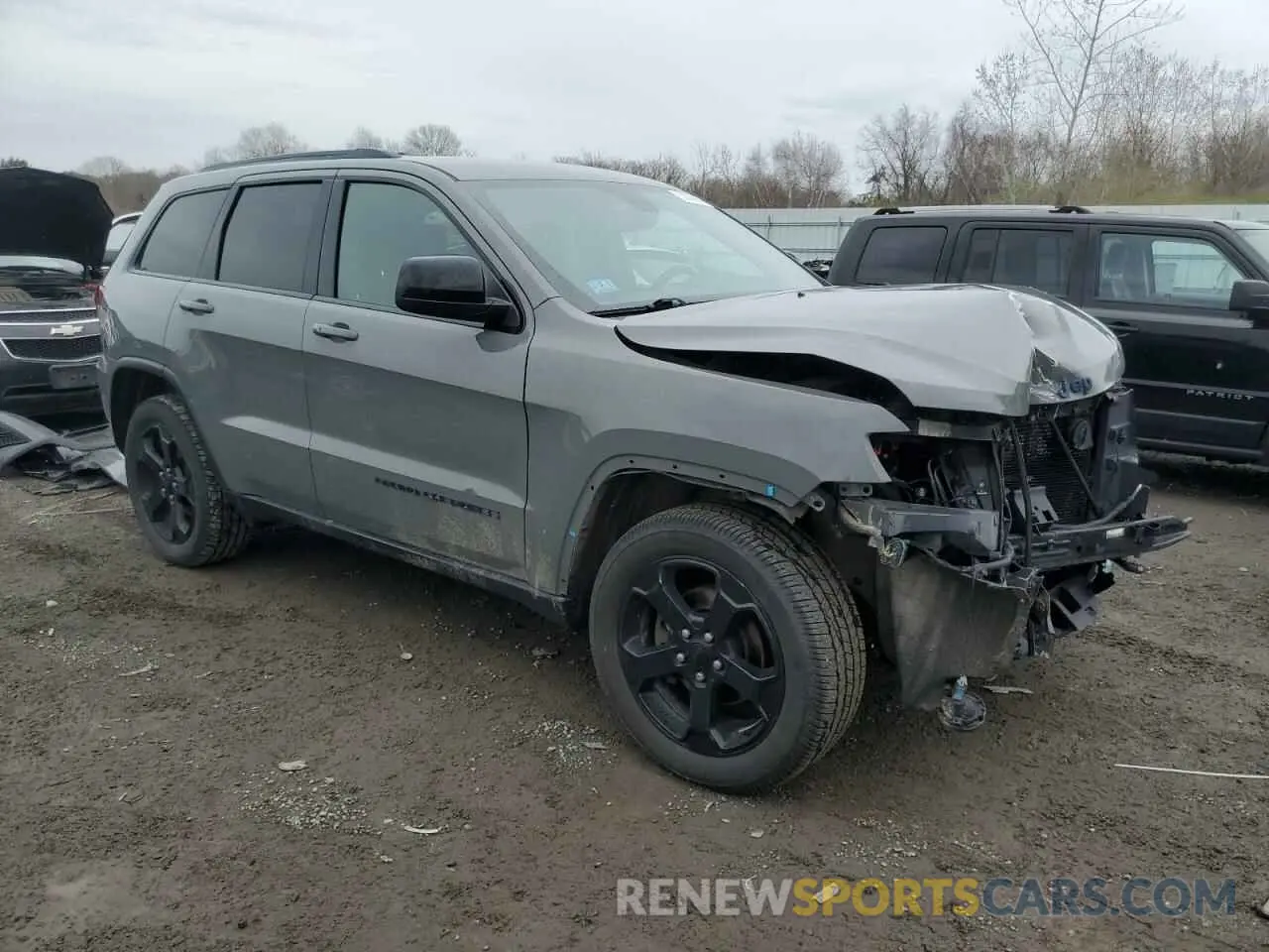 4 Photograph of a damaged car 1C4RJFAG9KC748623 JEEP GRAND CHER 2019