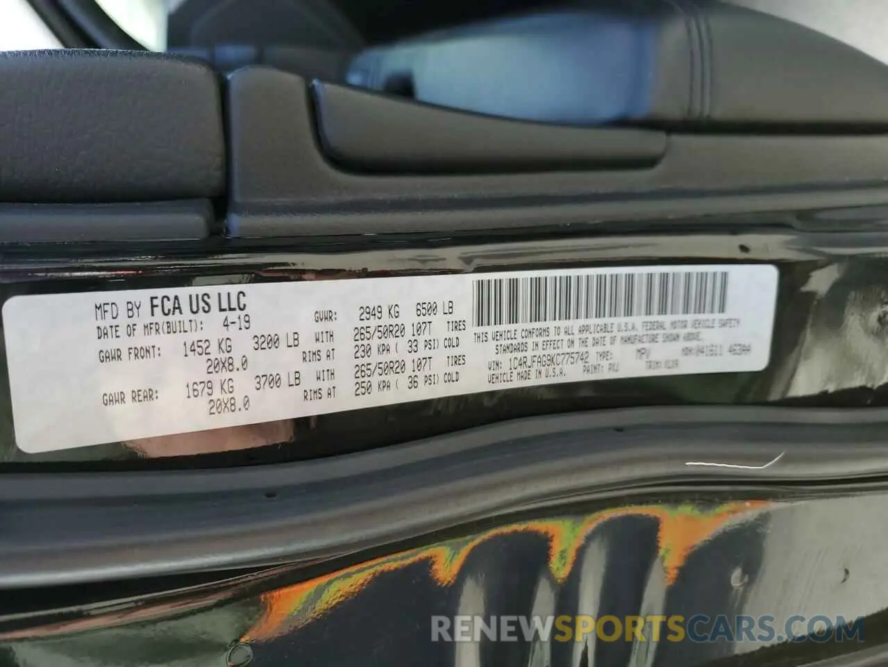 15 Photograph of a damaged car 1C4RJFAG9KC775742 JEEP GRAND CHER 2019
