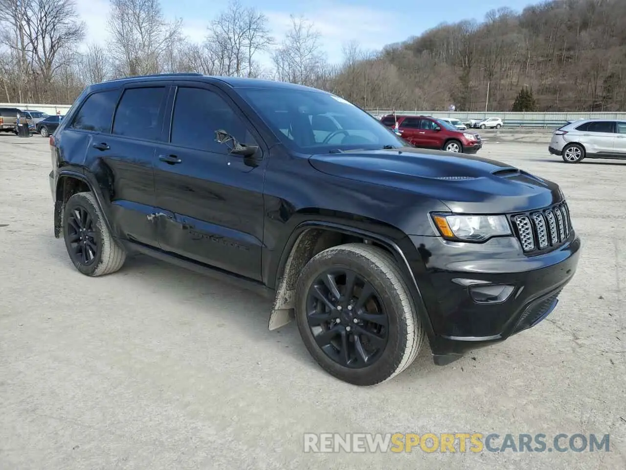 4 Photograph of a damaged car 1C4RJFAG9KC775742 JEEP GRAND CHER 2019