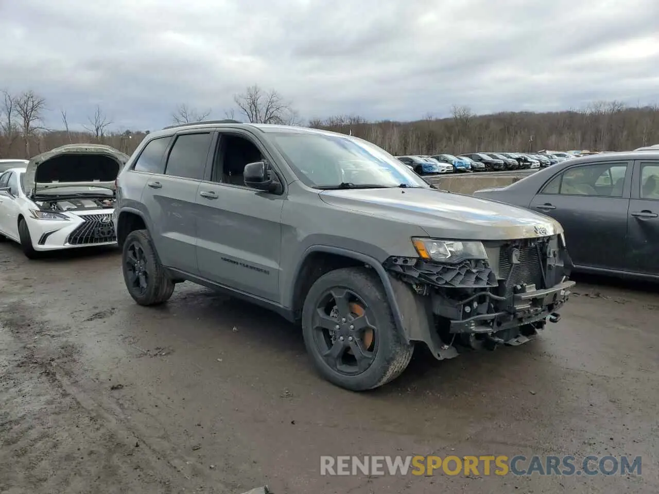 4 Photograph of a damaged car 1C4RJFAG9KC818833 JEEP GRAND CHER 2019