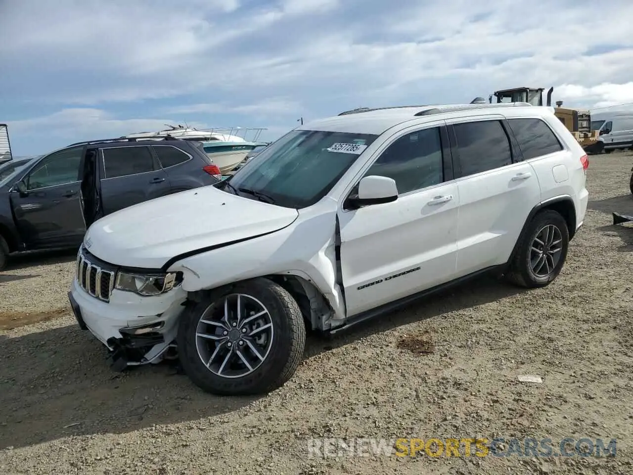 1 Photograph of a damaged car 1C4RJFAG9KC850472 JEEP GRAND CHER 2019