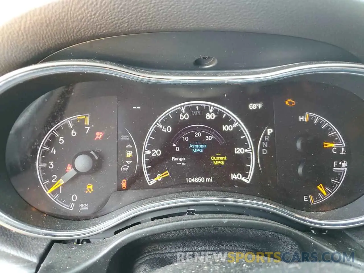 9 Photograph of a damaged car 1C4RJFAGXKC590227 JEEP GRAND CHER 2019