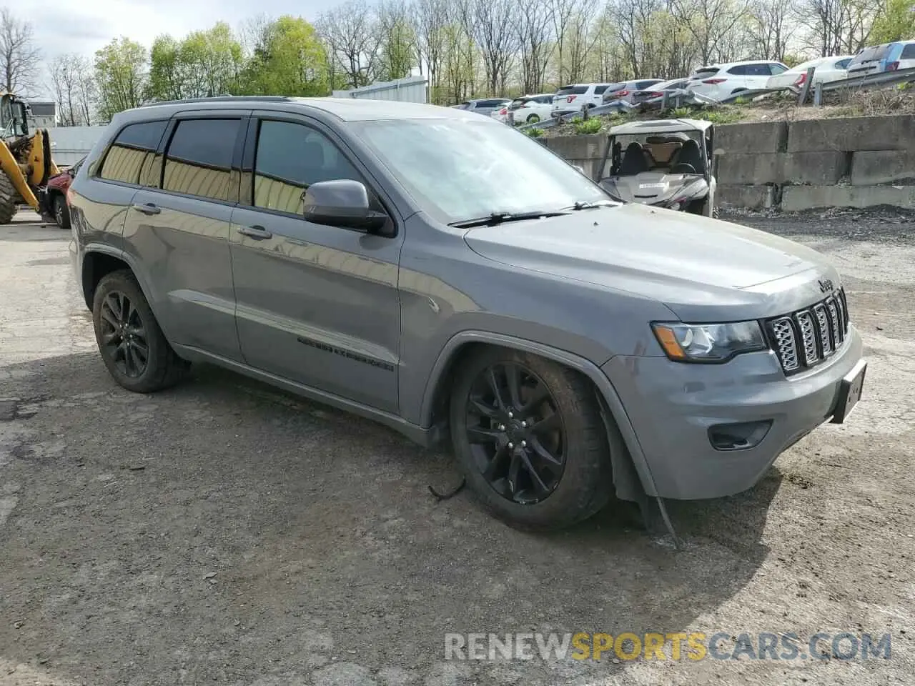 4 Photograph of a damaged car 1C4RJFAGXKC727635 JEEP GRAND CHER 2019