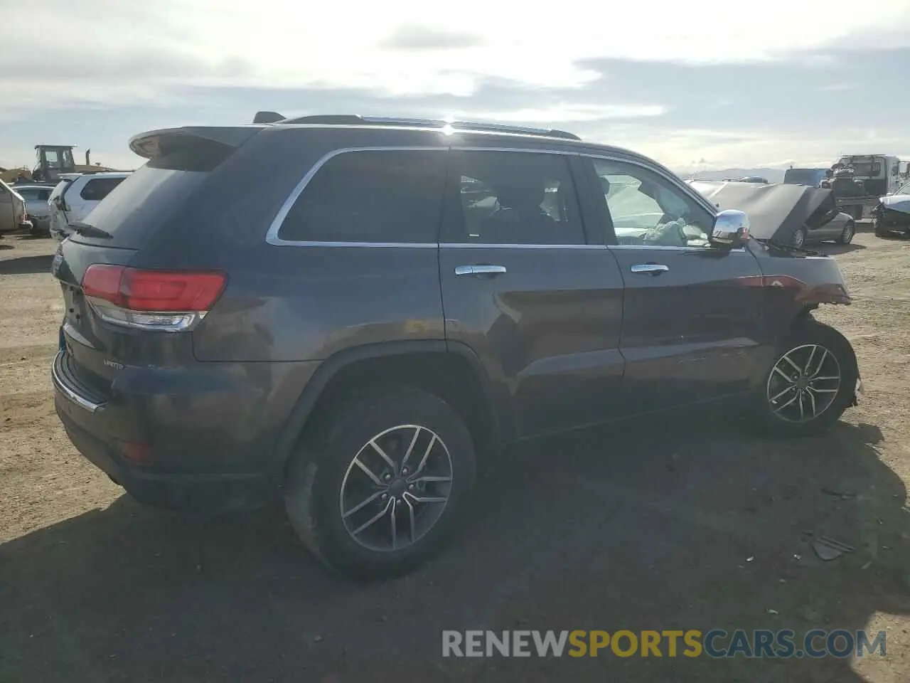 3 Photograph of a damaged car 1C4RJFBG0KC728906 JEEP GRAND CHER 2019
