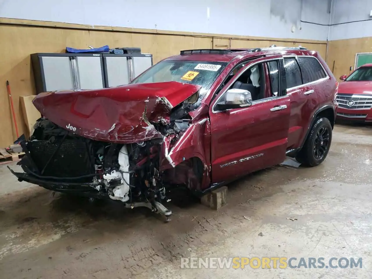 1 Photograph of a damaged car 1C4RJFBG0KC730526 JEEP GRAND CHER 2019