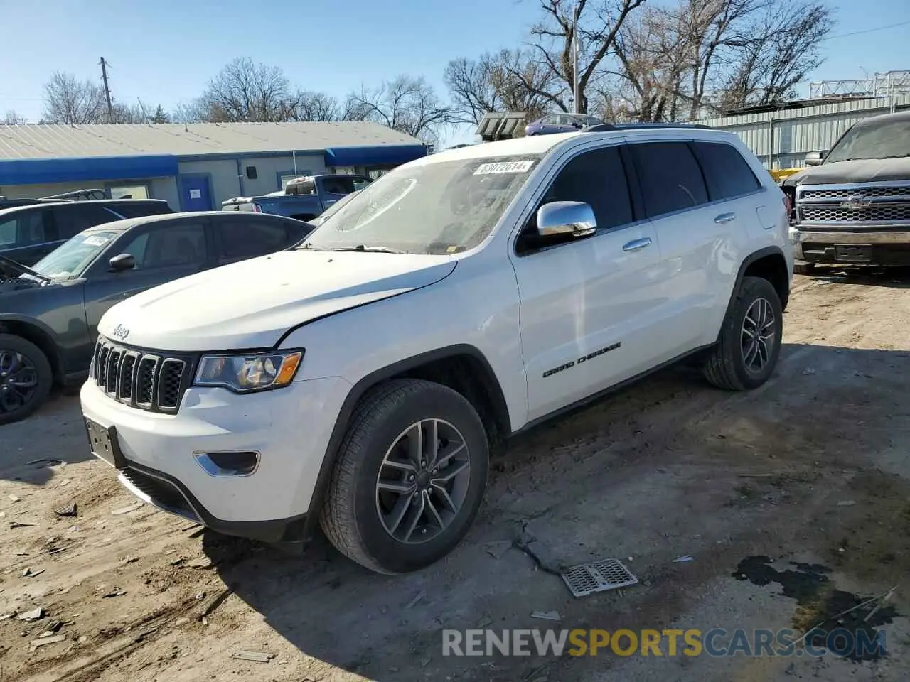 1 Photograph of a damaged car 1C4RJFBG0KC765356 JEEP GRAND CHER 2019
