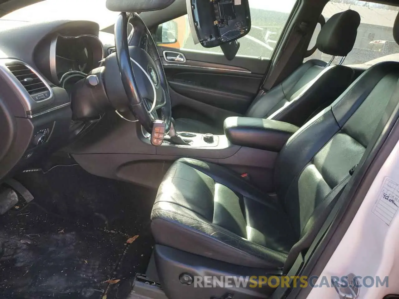 7 Photograph of a damaged car 1C4RJFBG0KC765356 JEEP GRAND CHER 2019