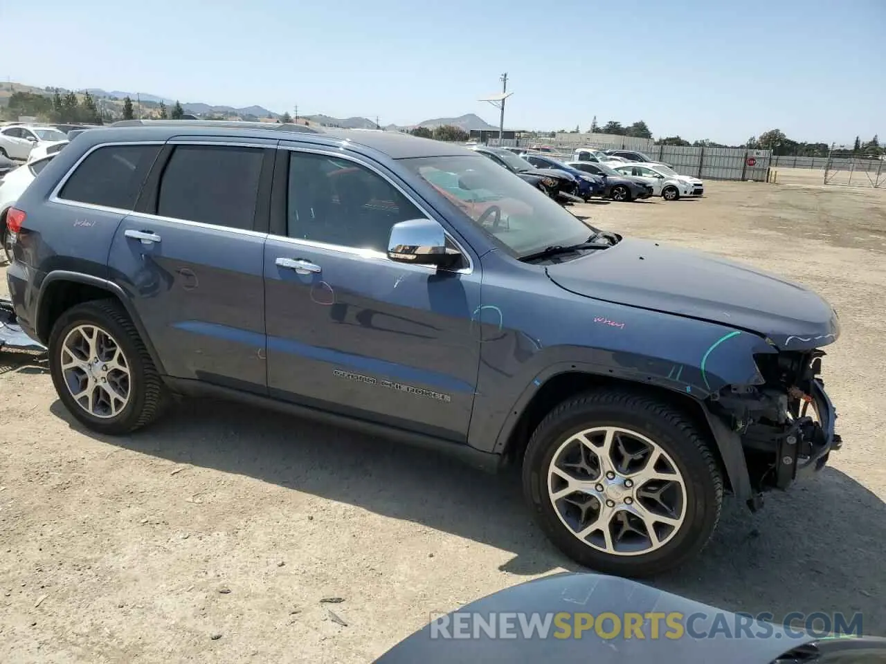 4 Photograph of a damaged car 1C4RJFBG0KC800476 JEEP GRAND CHER 2019