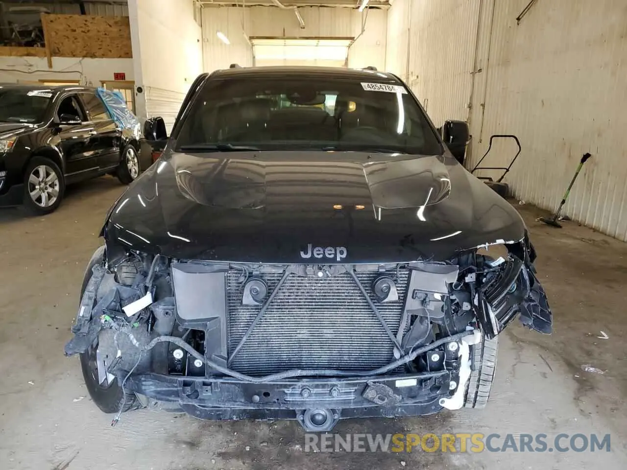 5 Photograph of a damaged car 1C4RJFBG1KC583505 JEEP GRAND CHER 2019