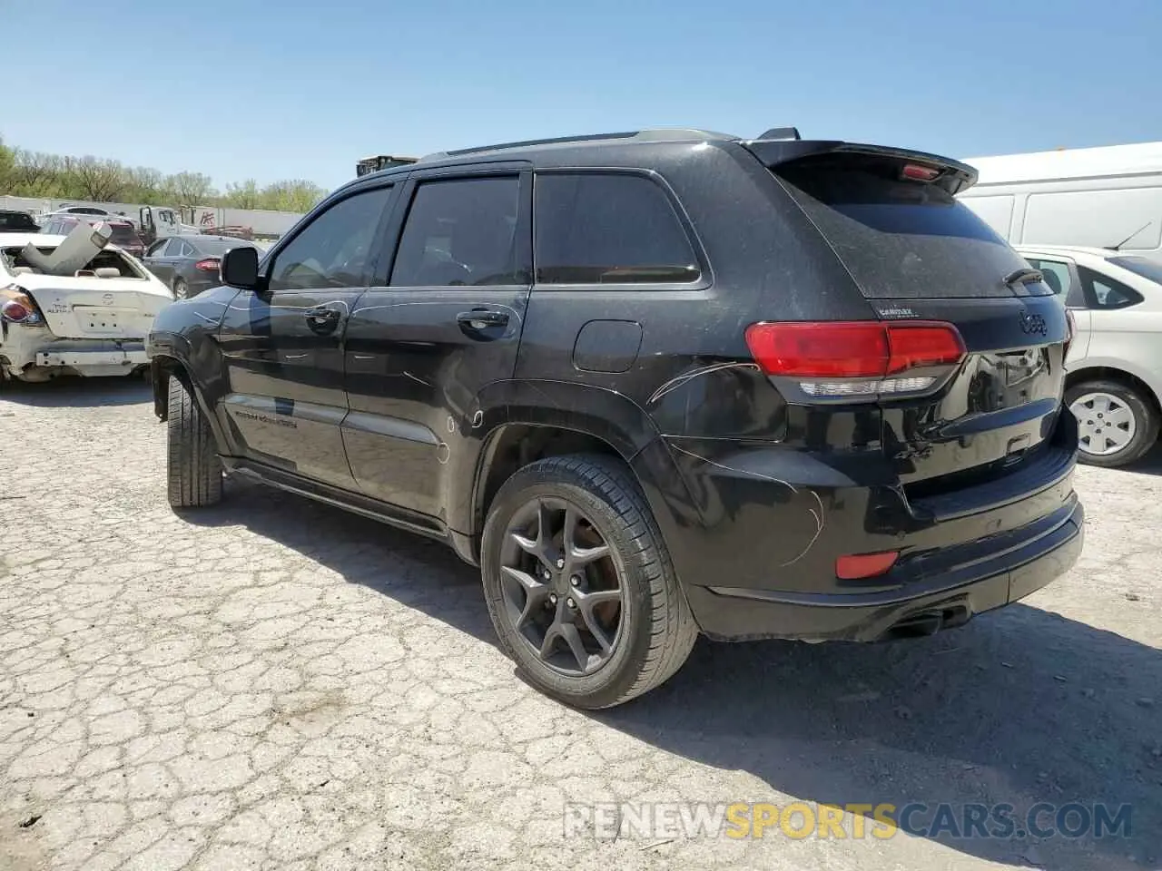 2 Photograph of a damaged car 1C4RJFBG1KC671860 JEEP GRAND CHER 2019