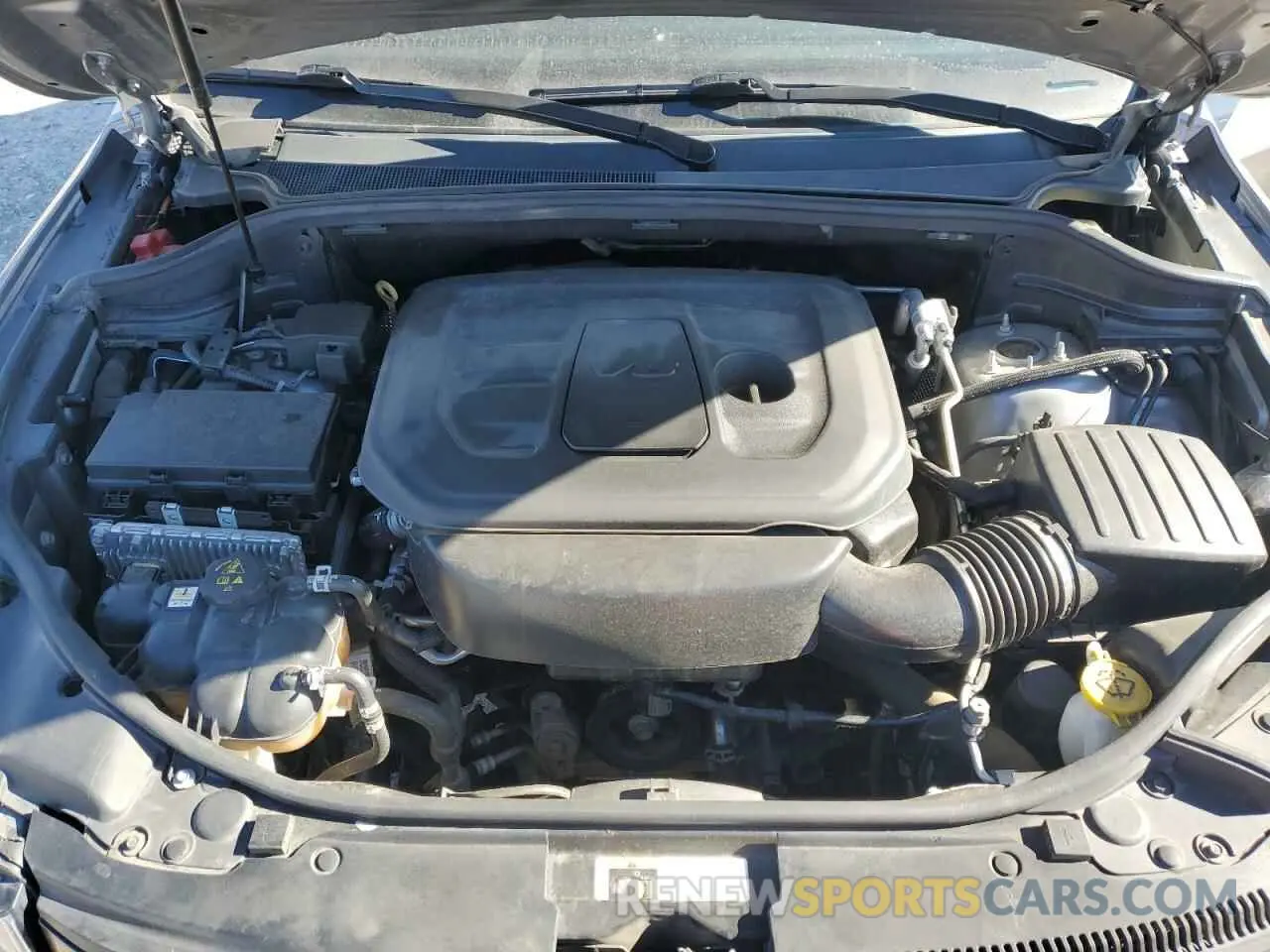13 Photograph of a damaged car 1C4RJFBG1KC686066 JEEP GRAND CHER 2019