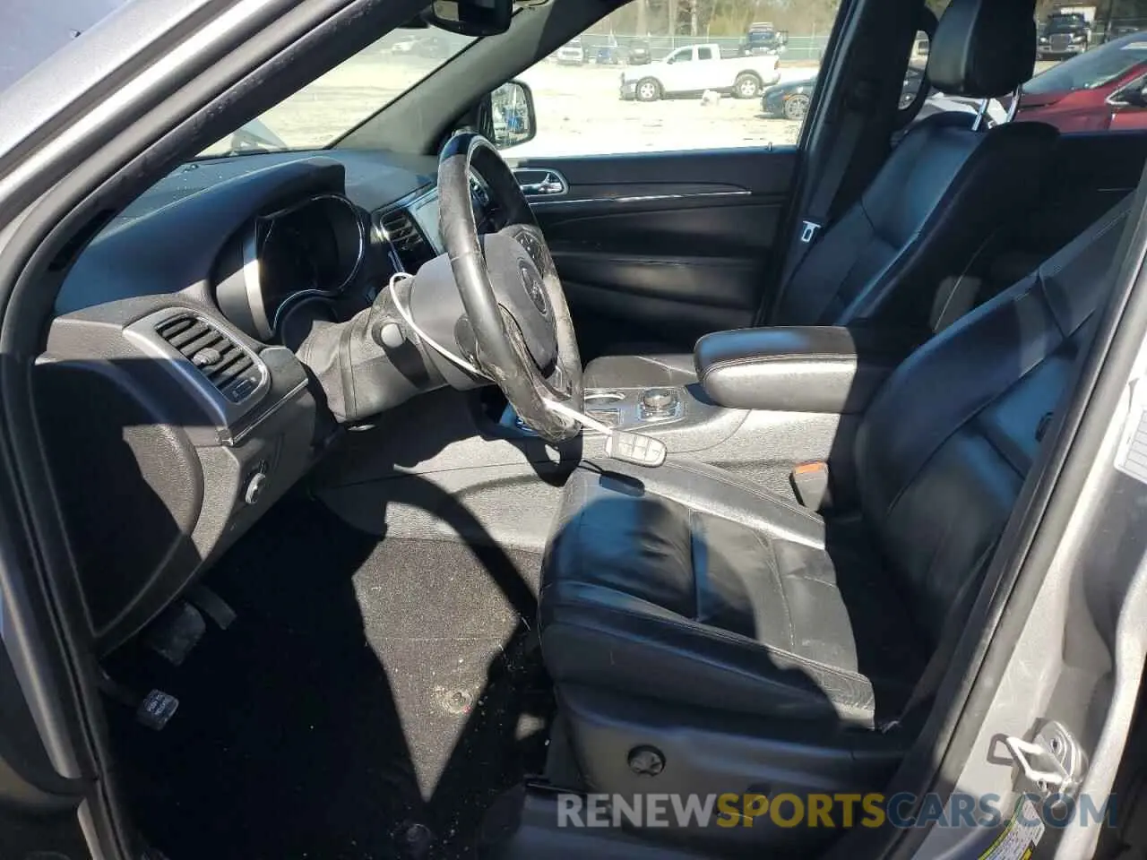 7 Photograph of a damaged car 1C4RJFBG1KC686066 JEEP GRAND CHER 2019