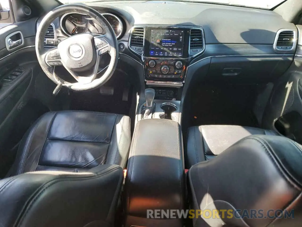 8 Photograph of a damaged car 1C4RJFBG1KC686066 JEEP GRAND CHER 2019