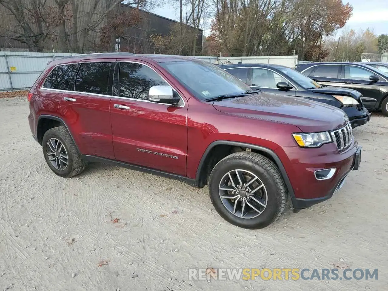 4 Photograph of a damaged car 1C4RJFBG1KC771991 JEEP GRAND CHER 2019