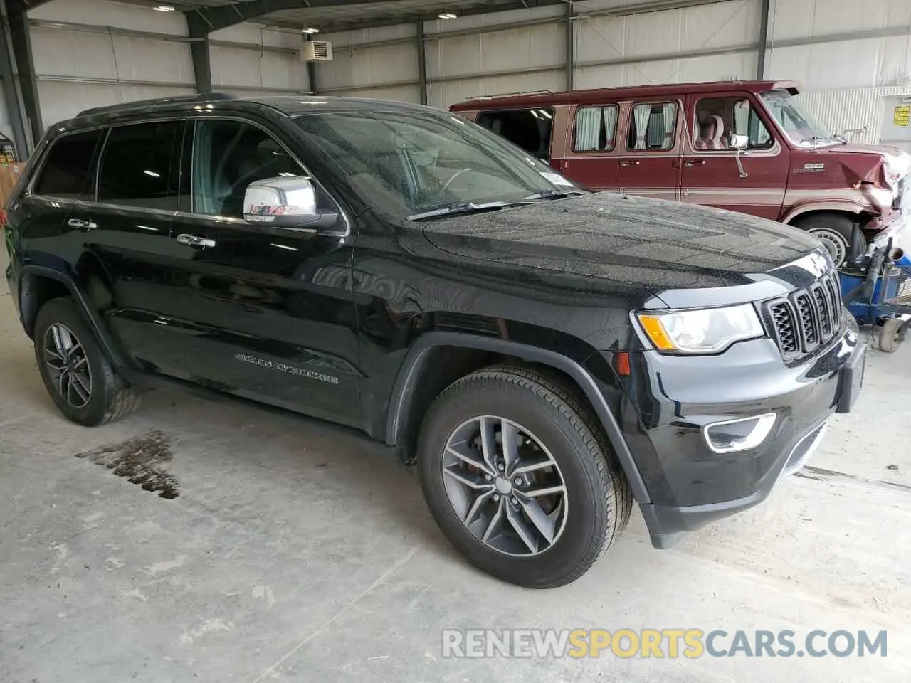 4 Photograph of a damaged car 1C4RJFBG1KC854658 JEEP GRAND CHER 2019