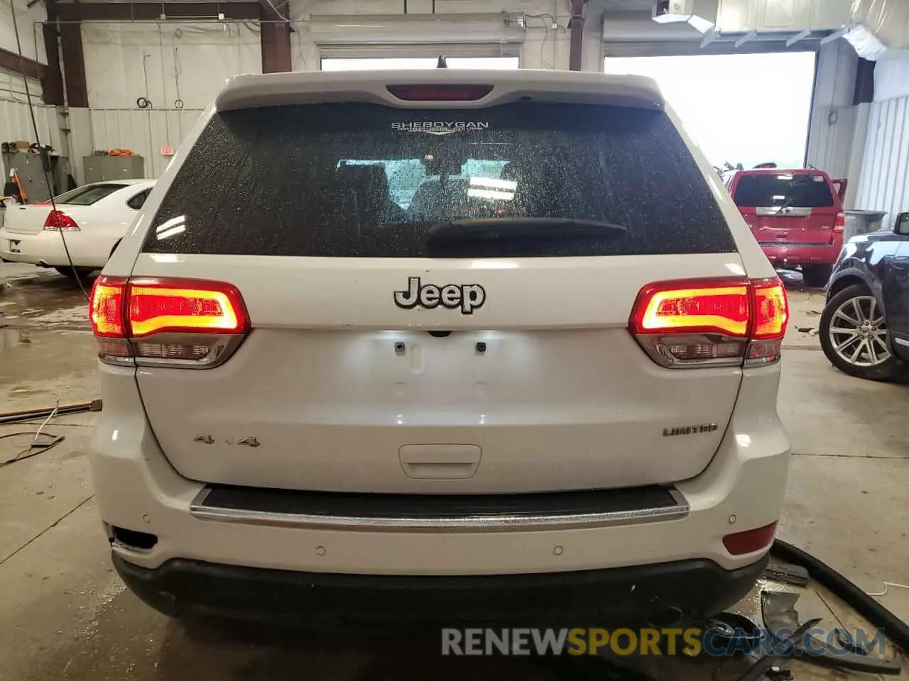 6 Photograph of a damaged car 1C4RJFBG2KC724484 JEEP GRAND CHER 2019