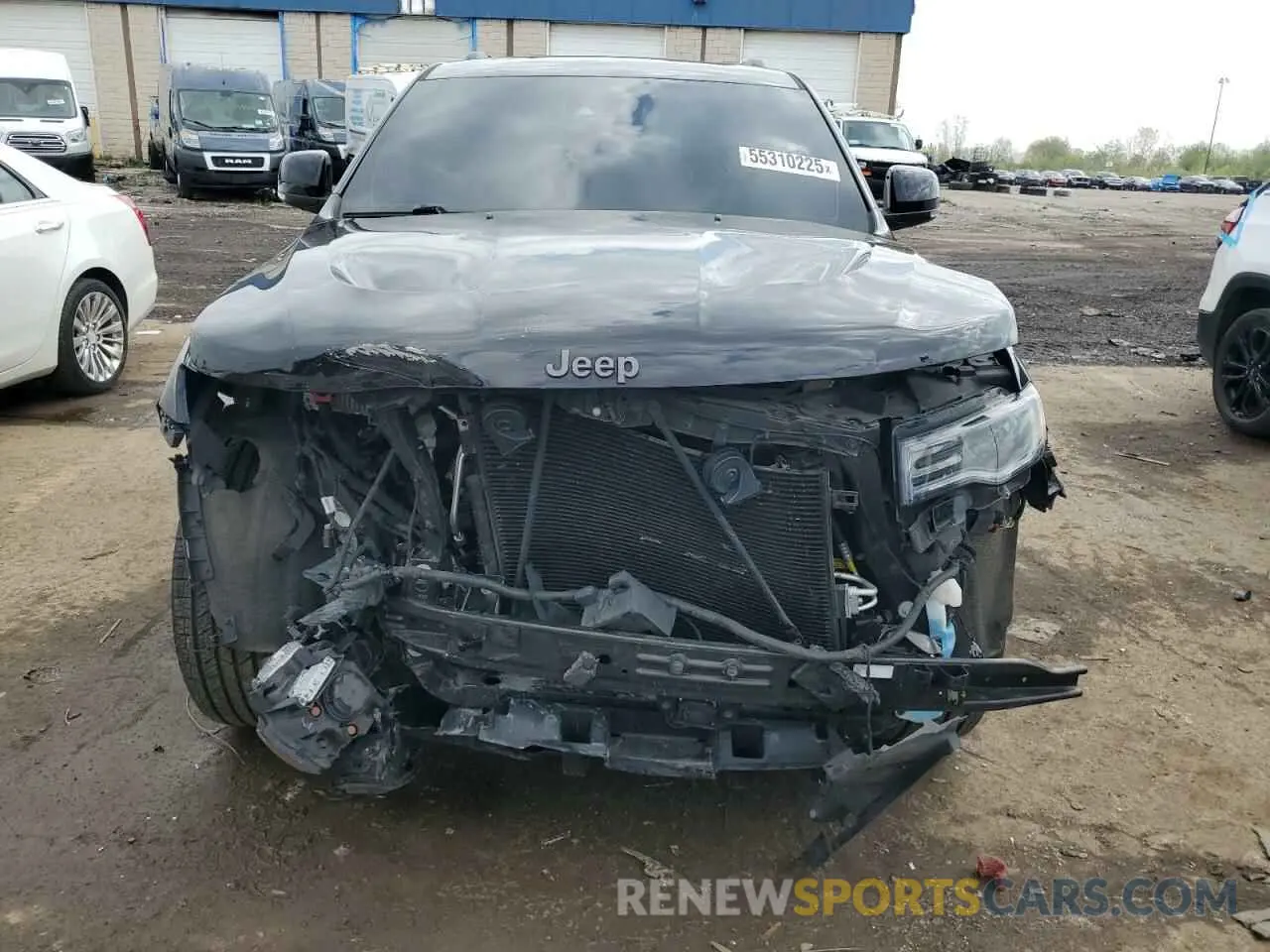 5 Photograph of a damaged car 1C4RJFBG3KC601485 JEEP GRAND CHER 2019