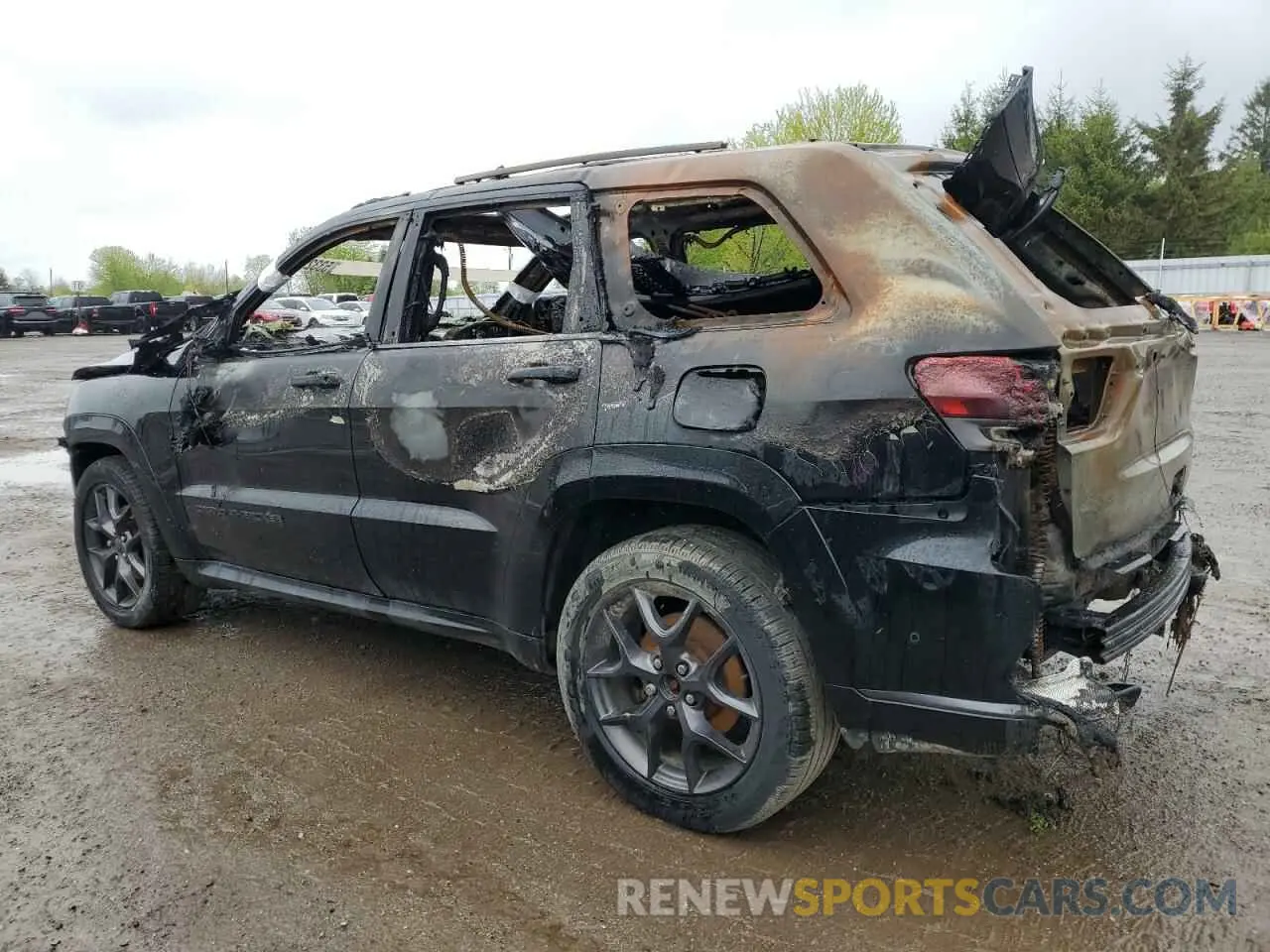 2 Photograph of a damaged car 1C4RJFBG3KC706026 JEEP GRAND CHER 2019