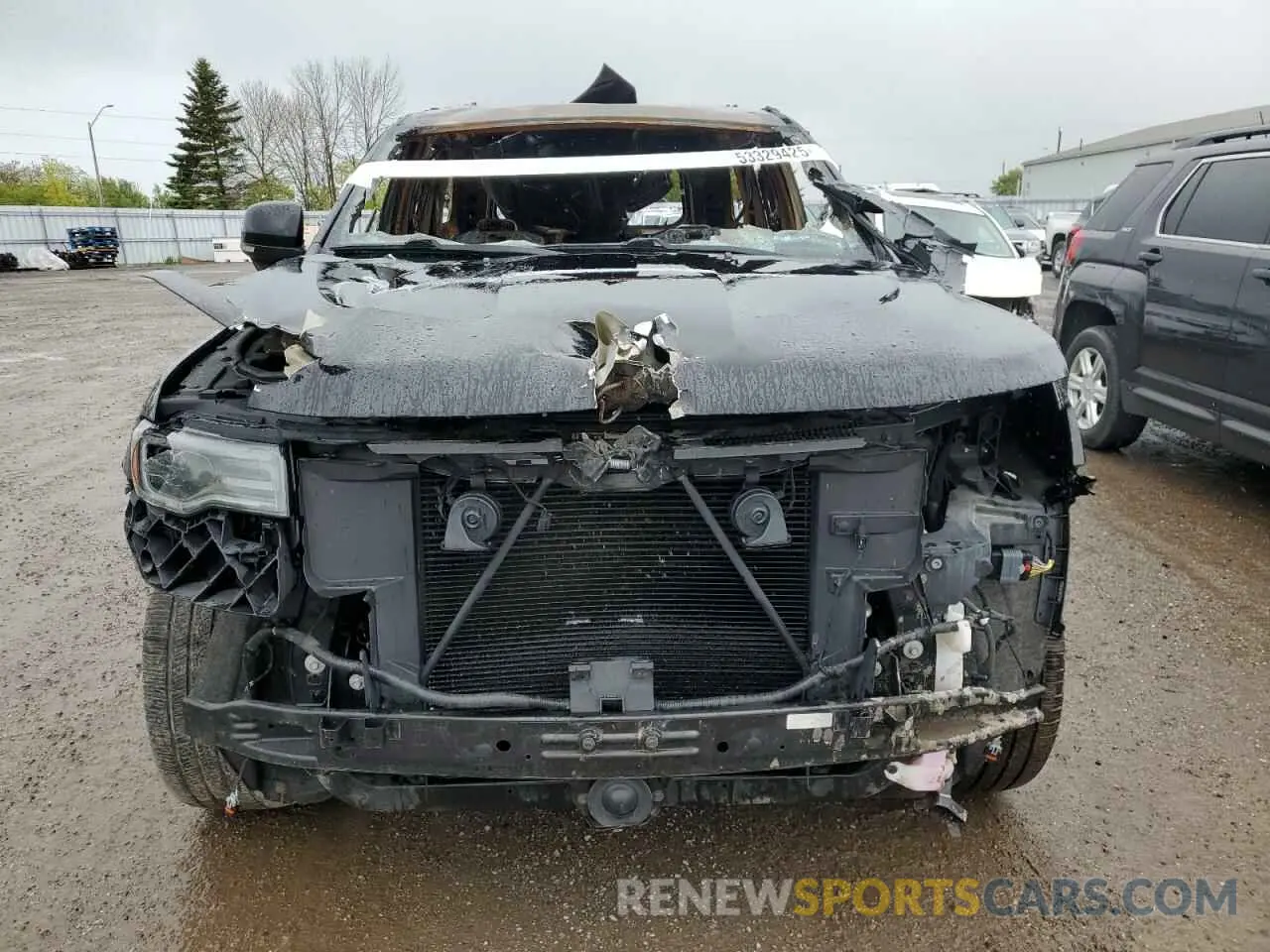 5 Photograph of a damaged car 1C4RJFBG3KC706026 JEEP GRAND CHER 2019