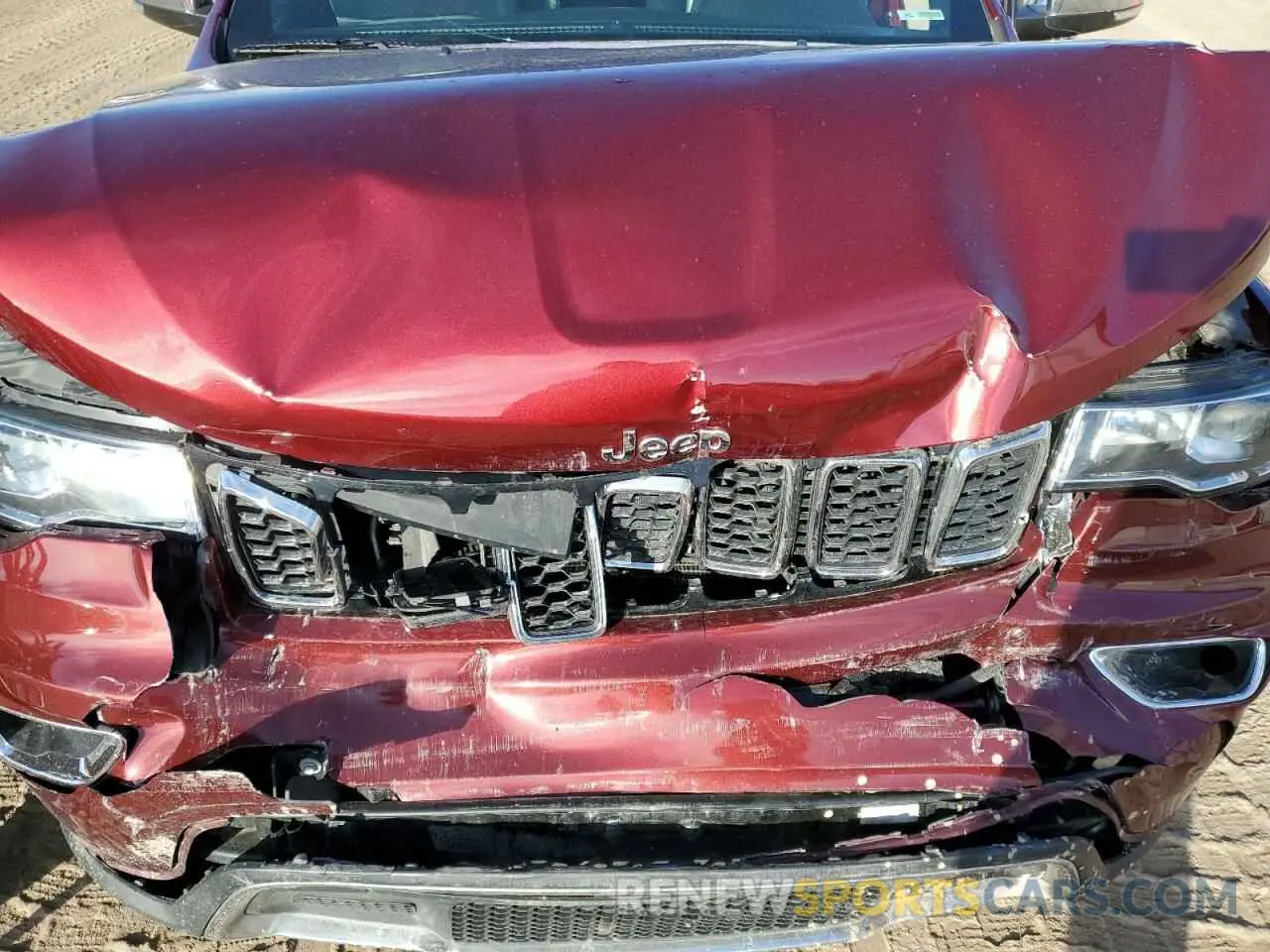 14 Photograph of a damaged car 1C4RJFBG3KC743335 JEEP GRAND CHER 2019