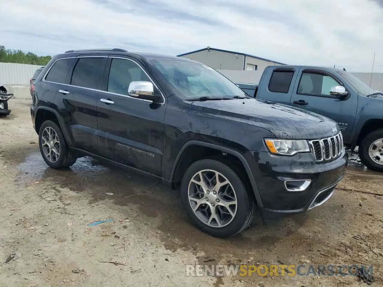 4 Photograph of a damaged car 1C4RJFBG3KC745697 JEEP GRAND CHER 2019