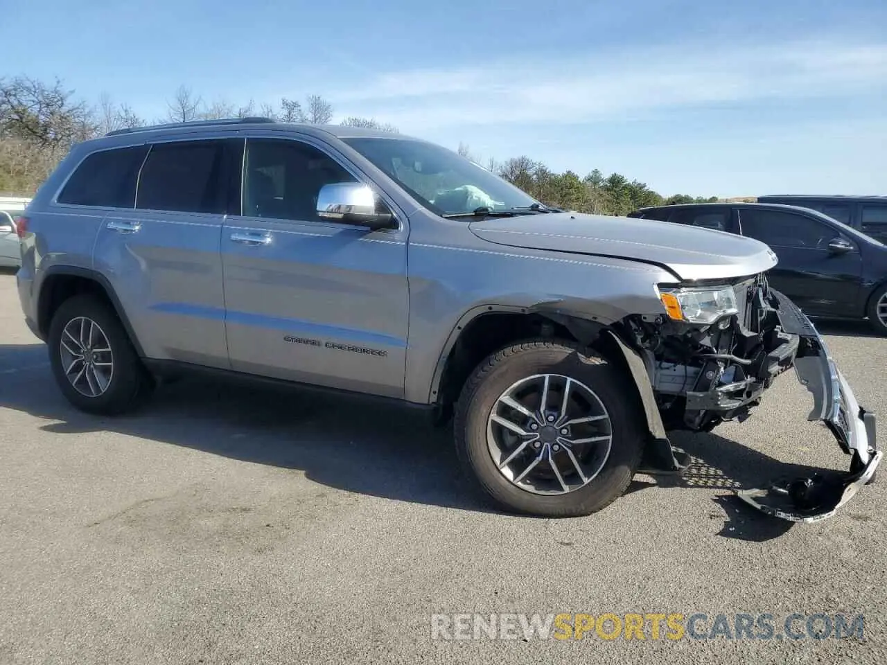 4 Photograph of a damaged car 1C4RJFBG3KC804361 JEEP GRAND CHER 2019