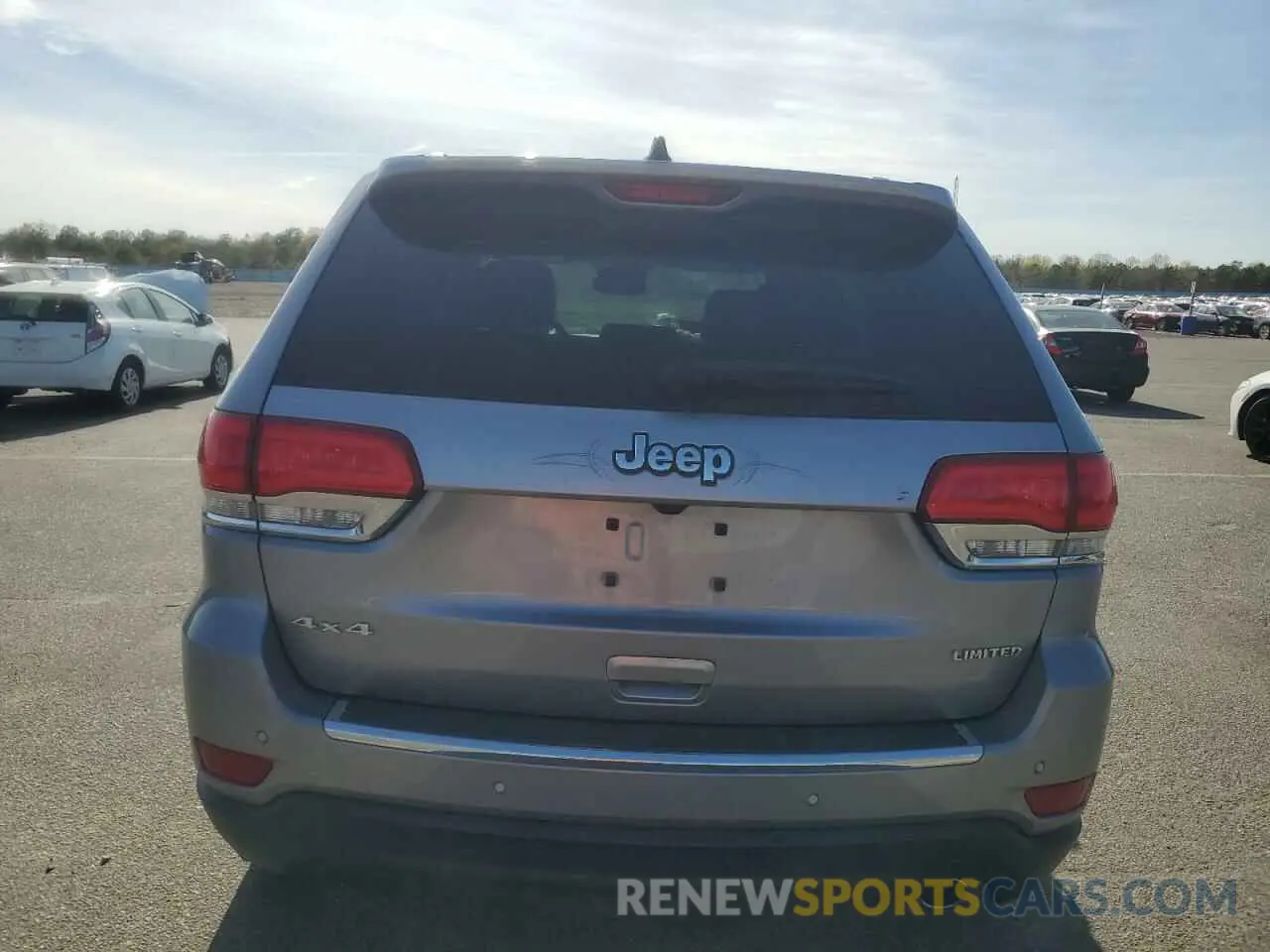 6 Photograph of a damaged car 1C4RJFBG3KC804361 JEEP GRAND CHER 2019
