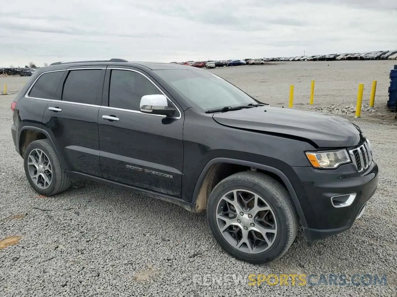 4 Photograph of a damaged car 1C4RJFBG4KC574460 JEEP GRAND CHER 2019