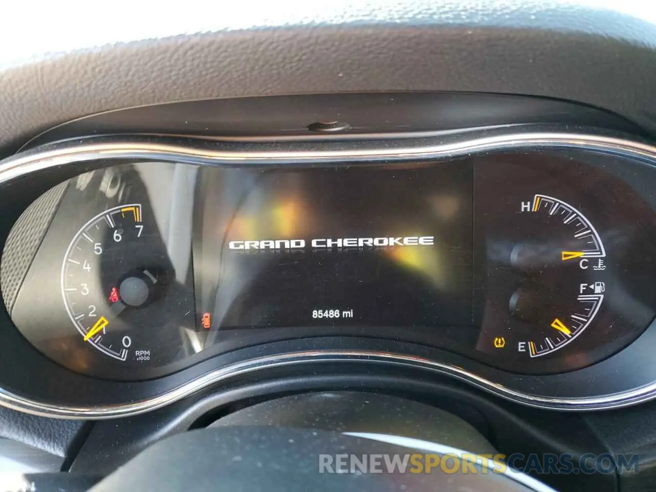 9 Photograph of a damaged car 1C4RJFBG4KC600264 JEEP GRAND CHER 2019