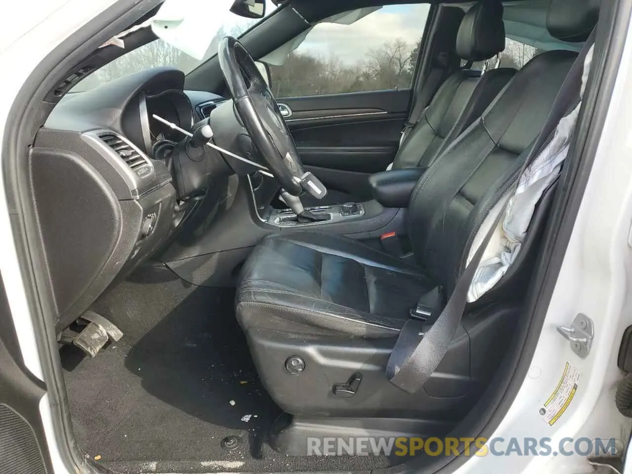 7 Photograph of a damaged car 1C4RJFBG4KC640683 JEEP GRAND CHER 2019