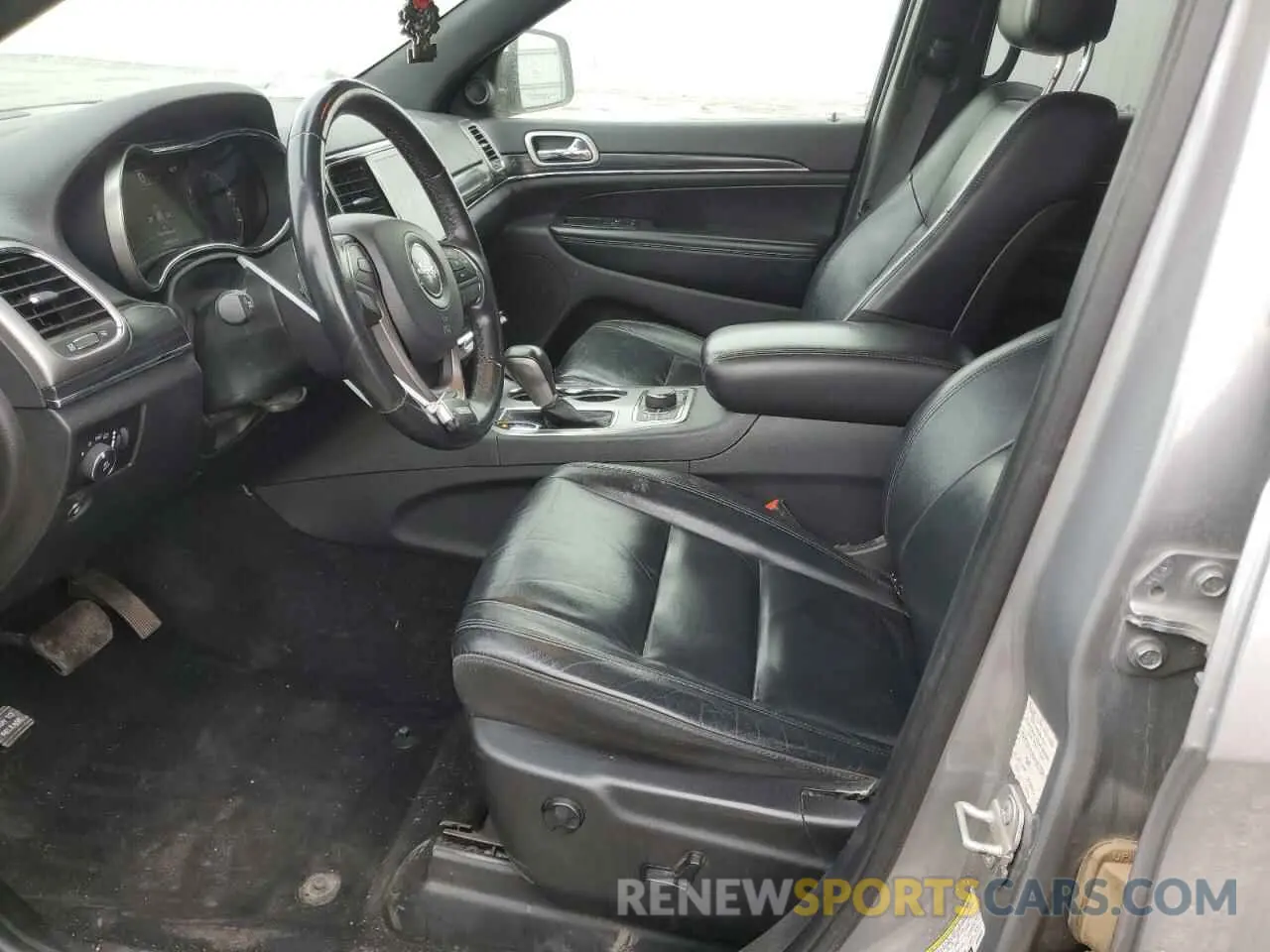 7 Photograph of a damaged car 1C4RJFBG4KC680312 JEEP GRAND CHER 2019