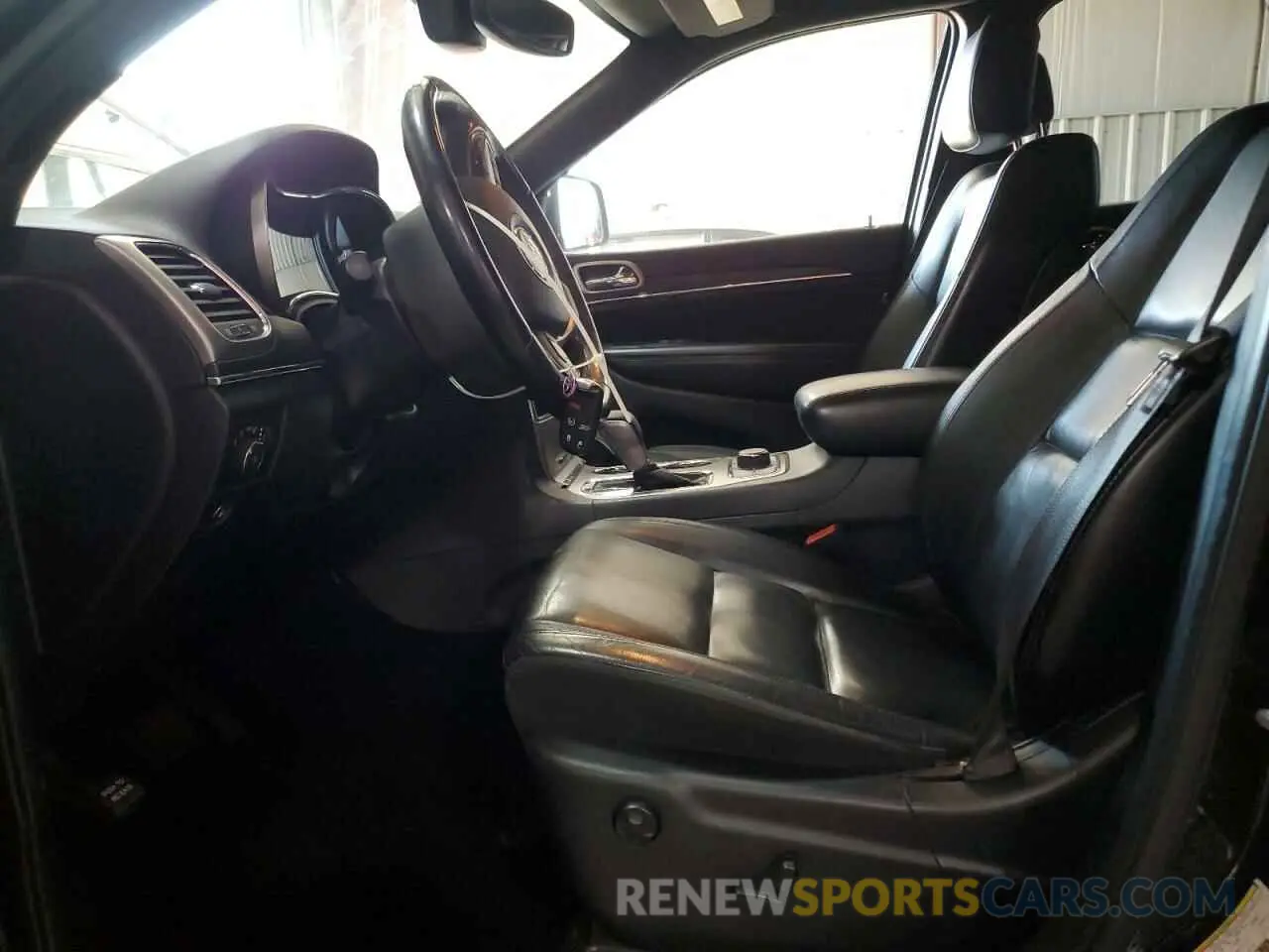 7 Photograph of a damaged car 1C4RJFBG4KC803915 JEEP GRAND CHER 2019