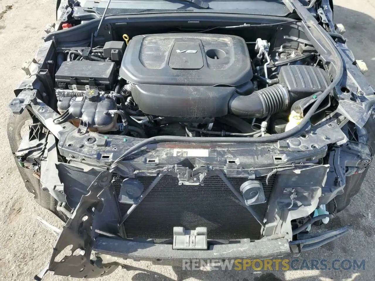 12 Photograph of a damaged car 1C4RJFBG5KC537742 JEEP GRAND CHER 2019