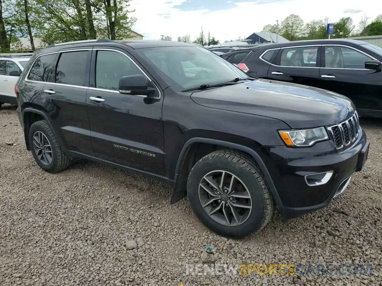 4 Photograph of a damaged car 1C4RJFBG5KC553813 JEEP GRAND CHER 2019