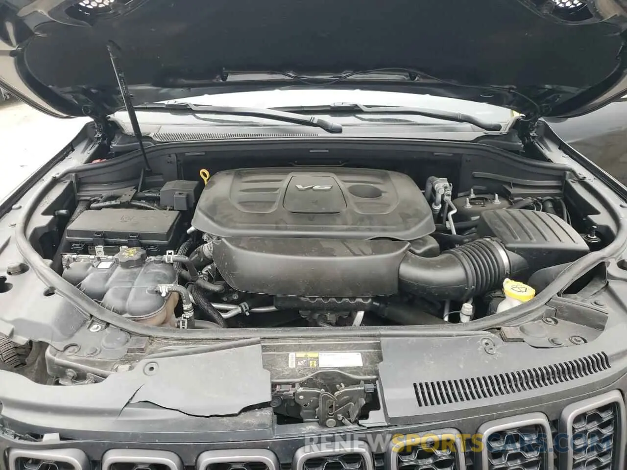 12 Photograph of a damaged car 1C4RJFBG5KC618191 JEEP GRAND CHER 2019
