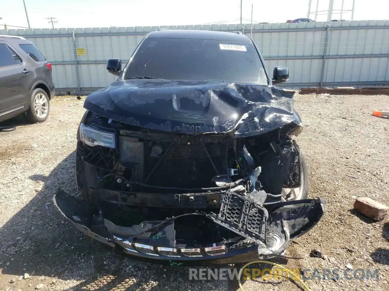 5 Photograph of a damaged car 1C4RJFBG5KC713902 JEEP GRAND CHER 2019