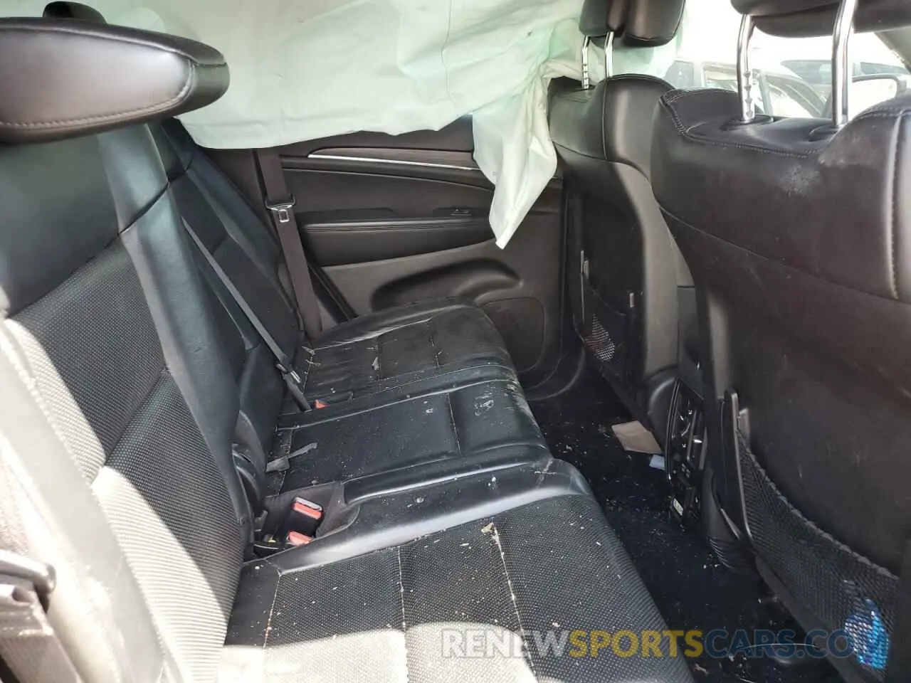 11 Photograph of a damaged car 1C4RJFBG5KC714158 JEEP GRAND CHER 2019